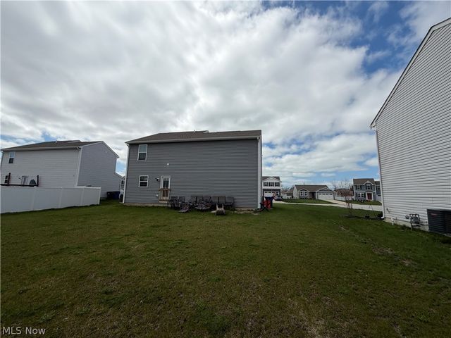 105 Zenith Court, Eastlake, OH 44095