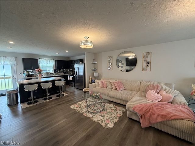 105 Zenith Court, Eastlake, OH 44095