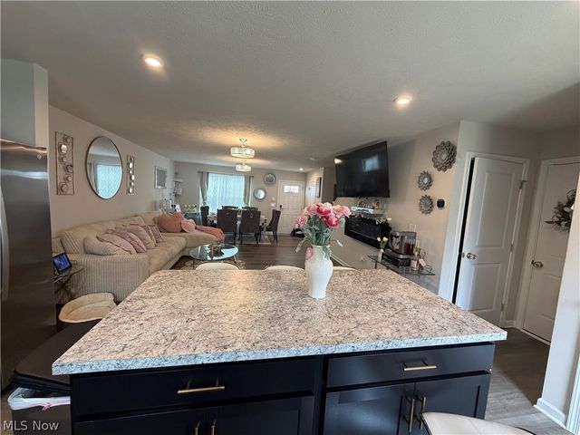 105 Zenith Court, Eastlake, OH 44095