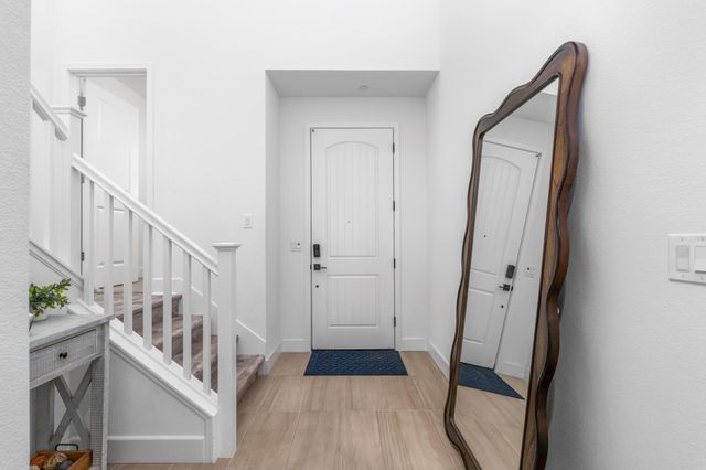 157 E Frost Dr, Mountain House, CA 95391