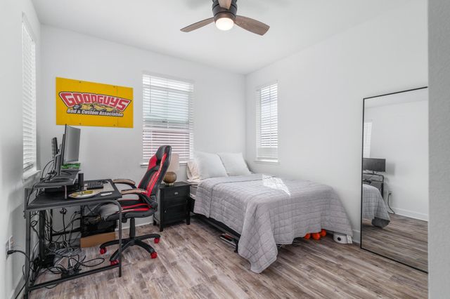 157 E Frost Dr, Mountain House, CA 95391