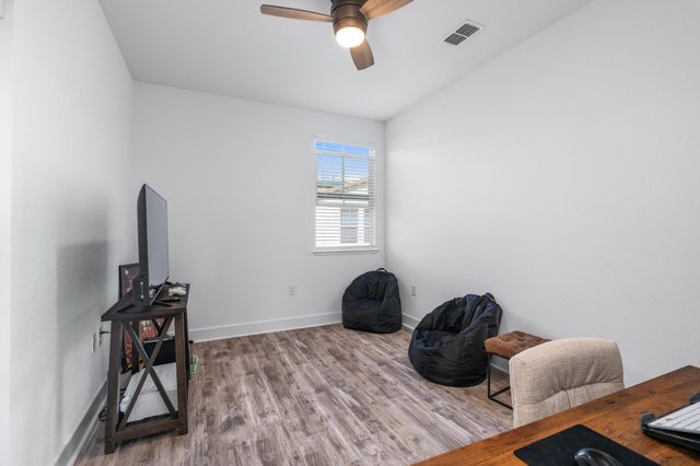 157 E Frost Dr, Mountain House, CA 95391