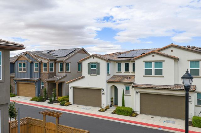 157 E Frost Dr, Mountain House, CA 95391