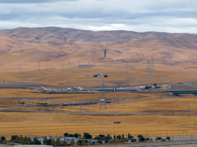 157 E Frost Dr, Mountain House, CA 95391