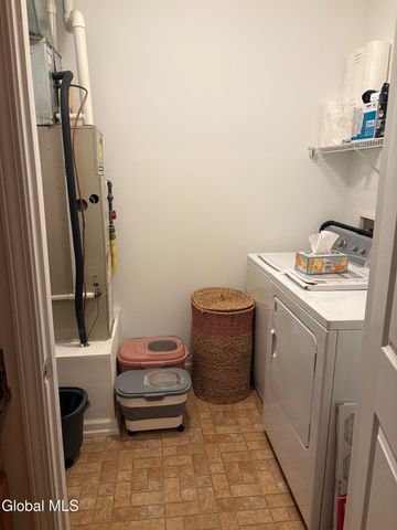 406 Worthington Terrace, North Greenbush, NY 12198