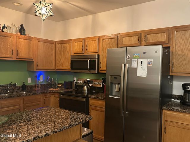 406 Worthington Terrace, North Greenbush, NY 12198