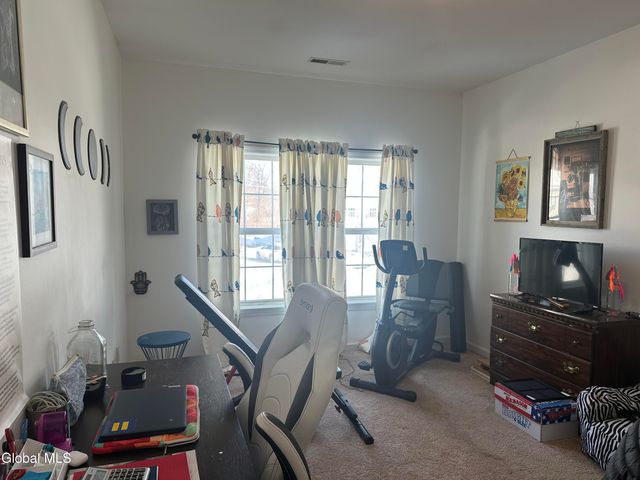 406 Worthington Terrace, North Greenbush, NY 12198