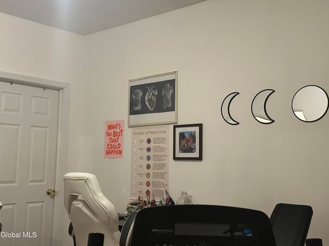 406 Worthington Terrace, North Greenbush, NY 12198