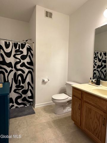 406 Worthington Terrace, North Greenbush, NY 12198