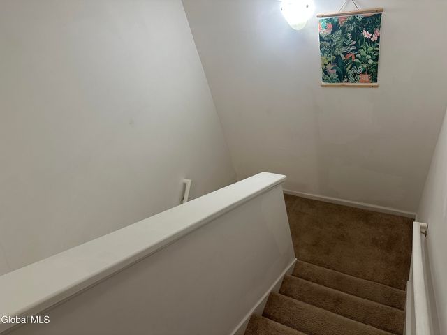 406 Worthington Terrace, North Greenbush, NY 12198