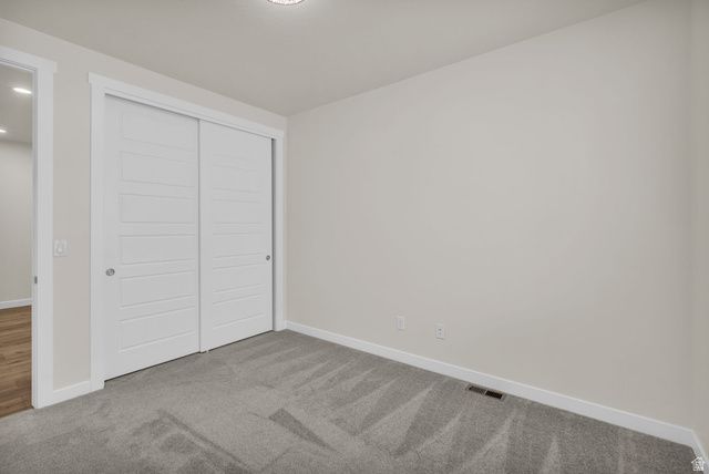 583 S ALBERTA SPRUCE DR, Layton, UT 84041