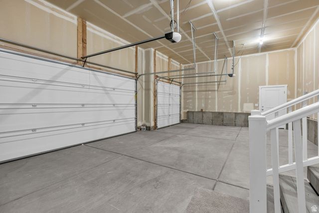 583 S ALBERTA SPRUCE DR, Layton, UT 84041