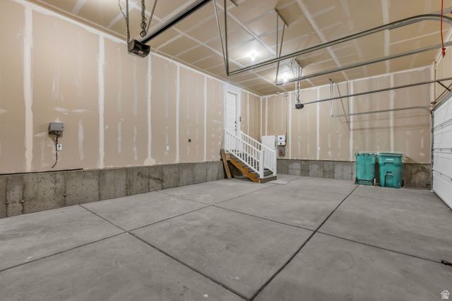 583 S ALBERTA SPRUCE DR, Layton, UT 84041