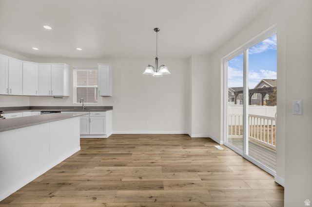 583 S ALBERTA SPRUCE DR, Layton, UT 84041