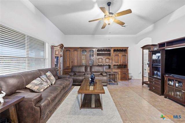 2402 Scott Drive, Copperas Cove, TX 76522