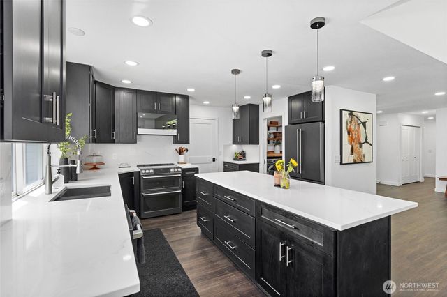 16100 SE 113th Place, Renton, WA 98059