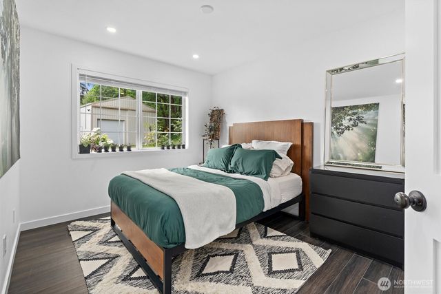 16100 SE 113th Place, Renton, WA 98059