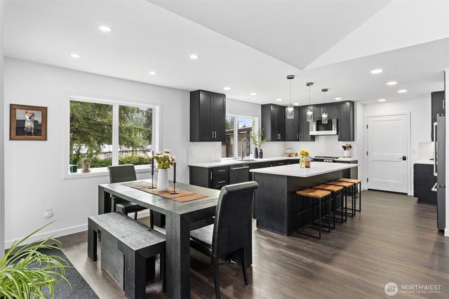 16100 SE 113th Place, Renton, WA 98059