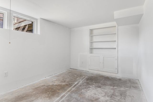 5 Field Rd, Gloucester, MA 01930