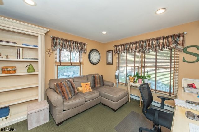 144 Notch Rd, Jefferson Twp., NJ 07438