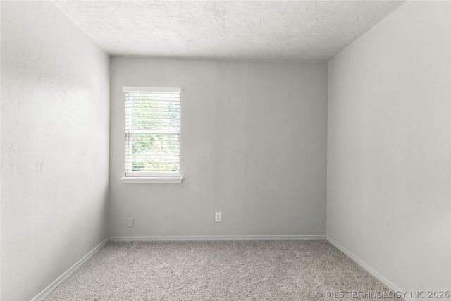 1520 E 67th Court, Tulsa, OK 74136