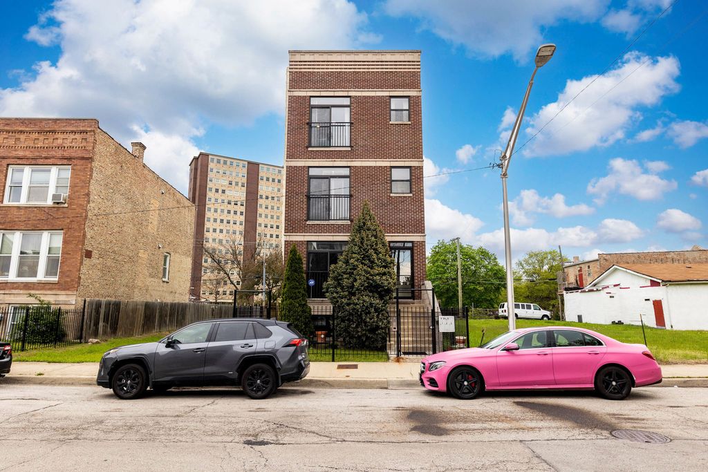4245 S Langley Avenue 3, Chicago, IL 60653