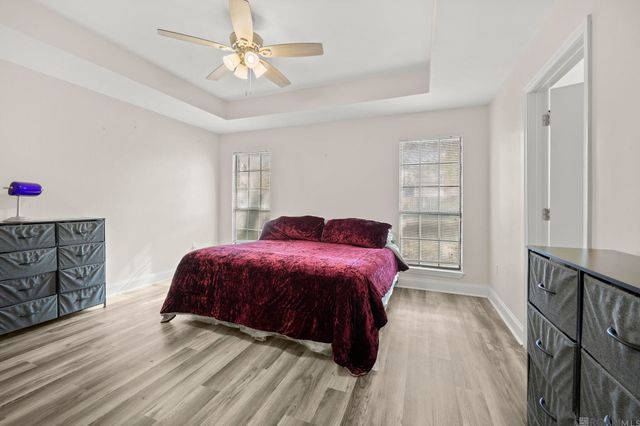 9722 E Swingalong Ave, Baton Rouge, LA 70814