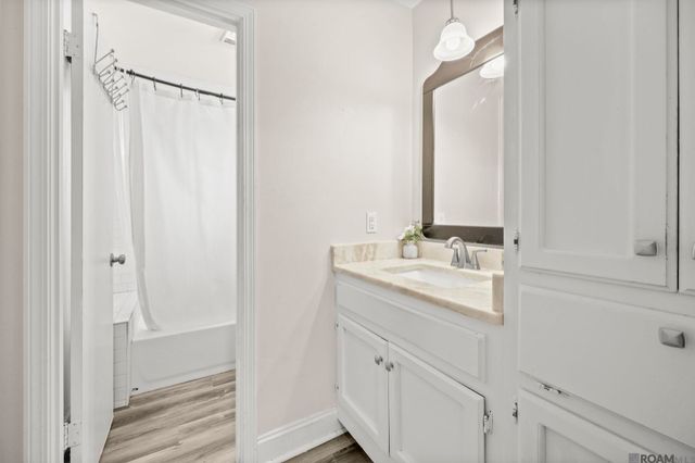 9722 E Swingalong Ave, Baton Rouge, LA 70814