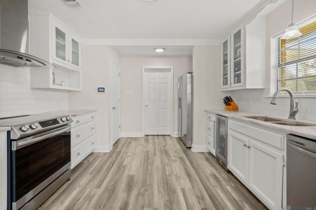 9722 E Swingalong Ave, Baton Rouge, LA 70814