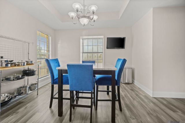 9722 E Swingalong Ave, Baton Rouge, LA 70814