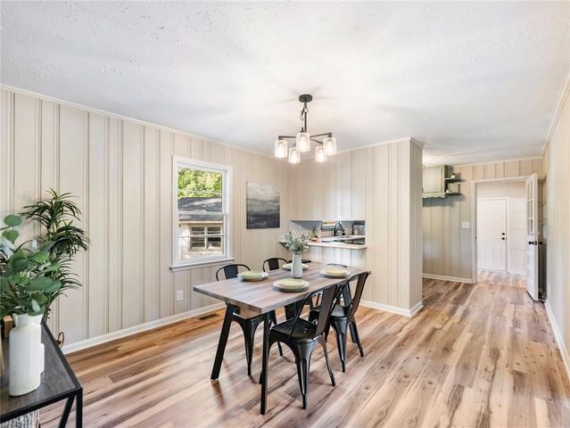 101 Maddox Road, Buford, GA 30518