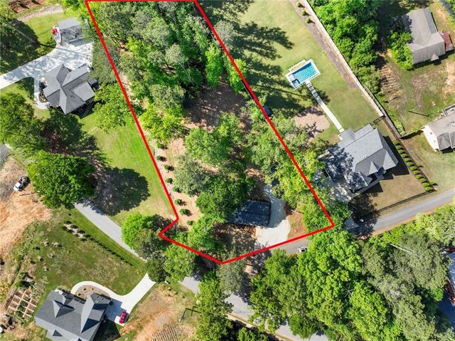 101 Maddox Road, Buford, GA 30518