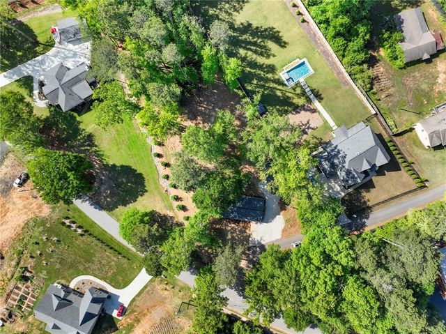 101 Maddox Road, Buford, GA 30518