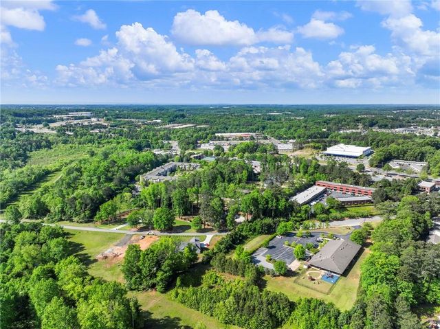 101 Maddox Road, Buford, GA 30518
