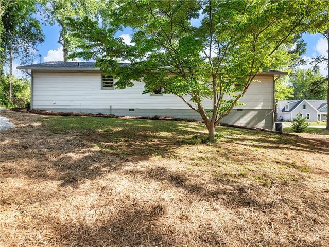 101 Maddox Road, Buford, GA 30518