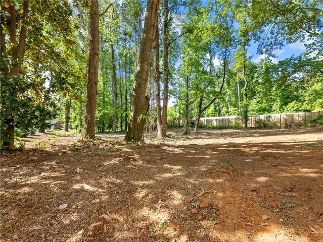 101 Maddox Road, Buford, GA 30518