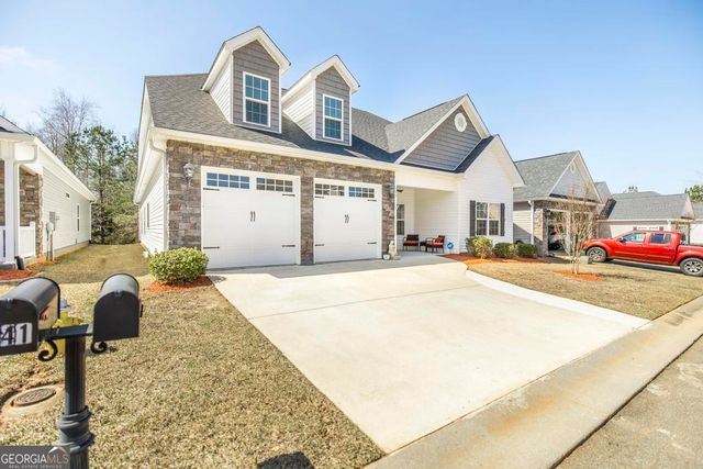 137 Shady Oak Drive, Perry, GA 31069