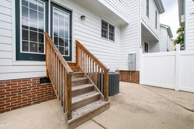 300 Madison Grove Place, Cary, NC 27519