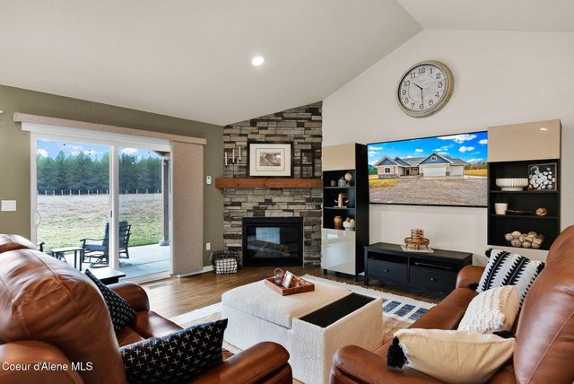 134 Leelah LN, Bonners Ferry, ID 83805