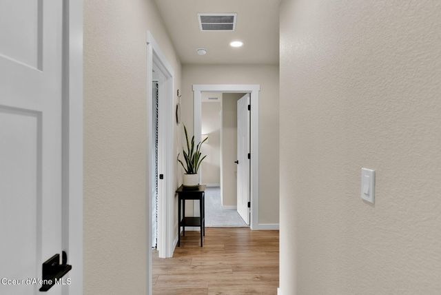 134 Leelah LN, Bonners Ferry, ID 83805