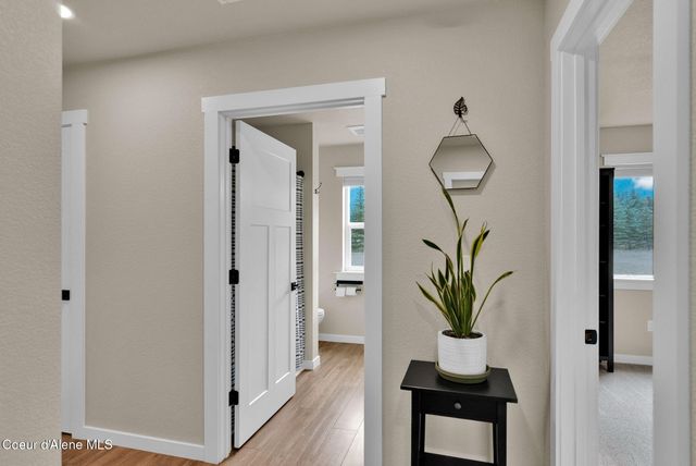 134 Leelah LN, Bonners Ferry, ID 83805