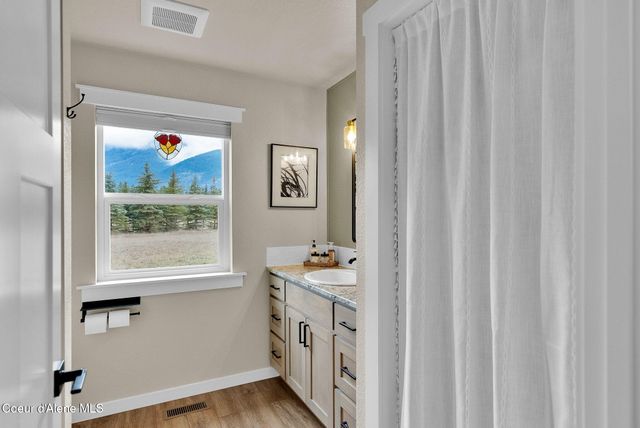 134 Leelah LN, Bonners Ferry, ID 83805