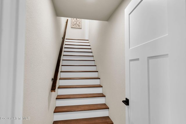 134 Leelah LN, Bonners Ferry, ID 83805