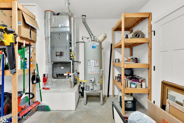 134 Leelah LN, Bonners Ferry, ID 83805