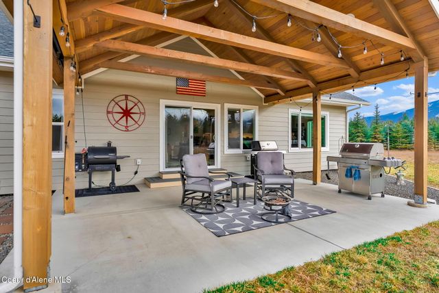 134 Leelah LN, Bonners Ferry, ID 83805