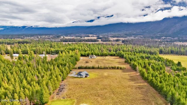 134 Leelah LN, Bonners Ferry, ID 83805