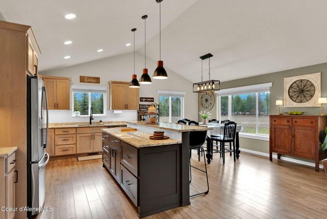 134 Leelah LN, Bonners Ferry, ID 83805