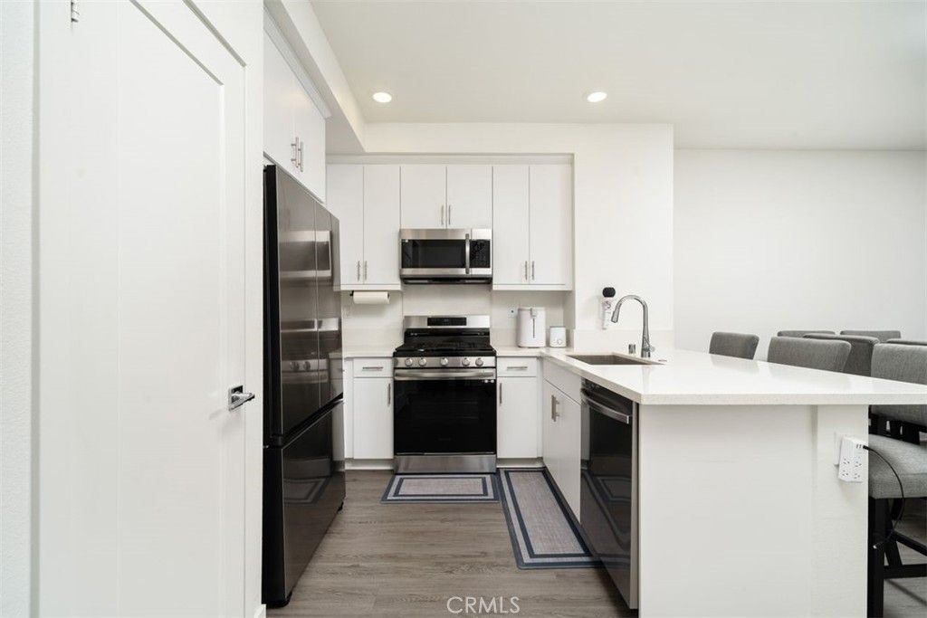 Image 10 of property listing at 709 Cara Cara, Covina, CA 91723