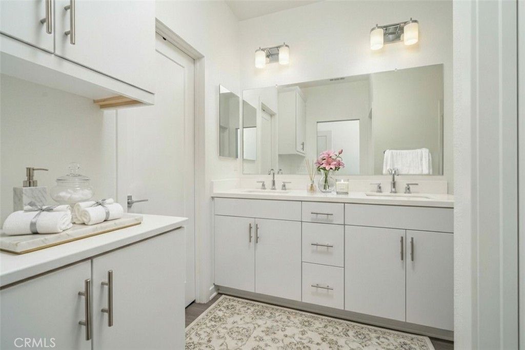 Image 14 of property listing at 709 Cara Cara, Covina, CA 91723