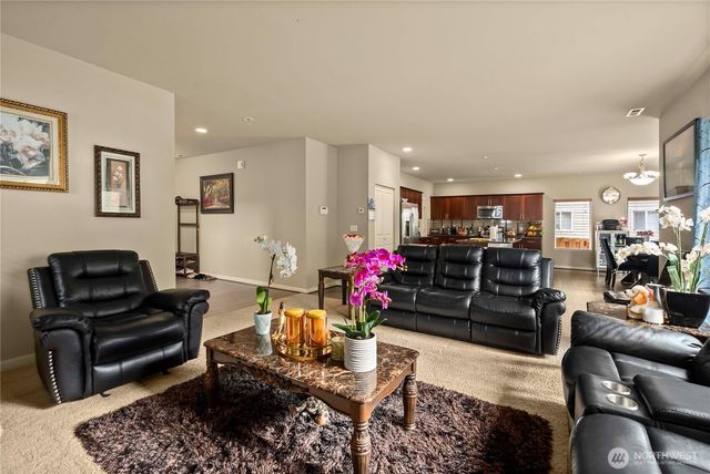 6321 Victoria Avenue SE, Auburn, WA 98092